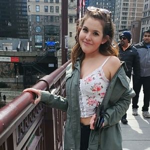 Meet your Posher, Elyse